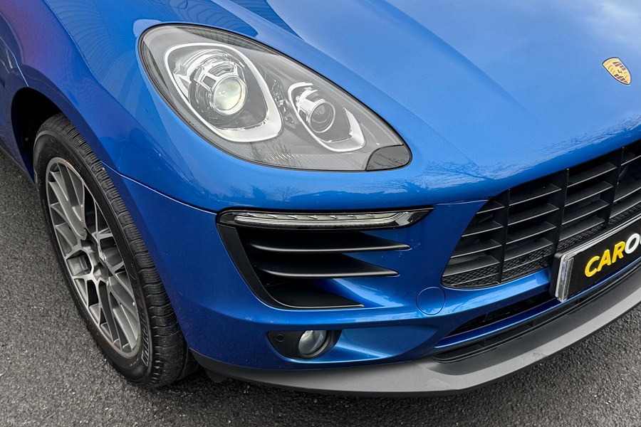 2015 Porsche Macan photo 9