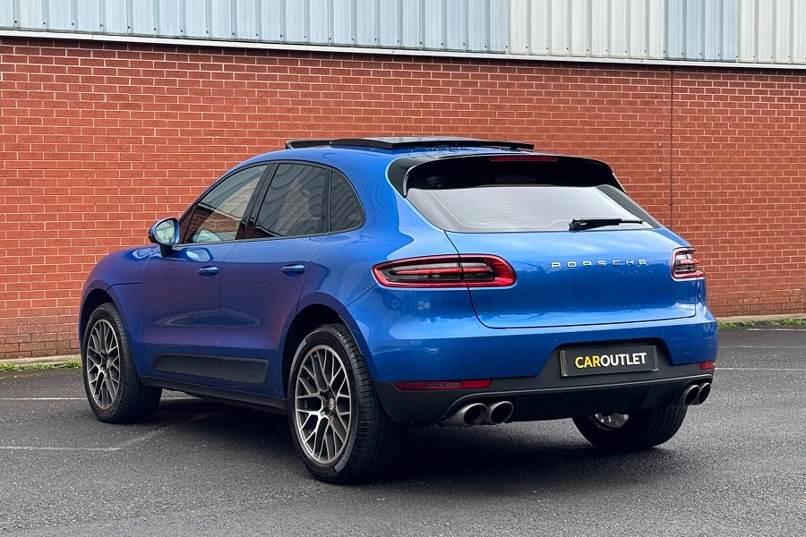 2015 Porsche Macan photo 6