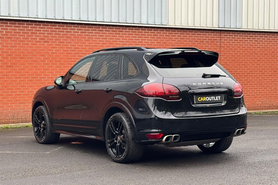 2013 Porsche Cayenne photo 6