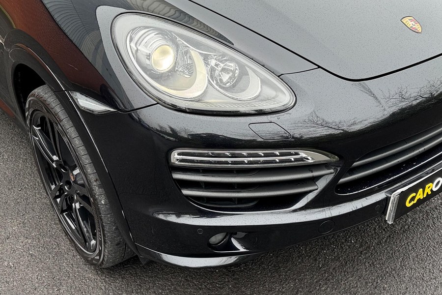 2013 Porsche Cayenne photo 12