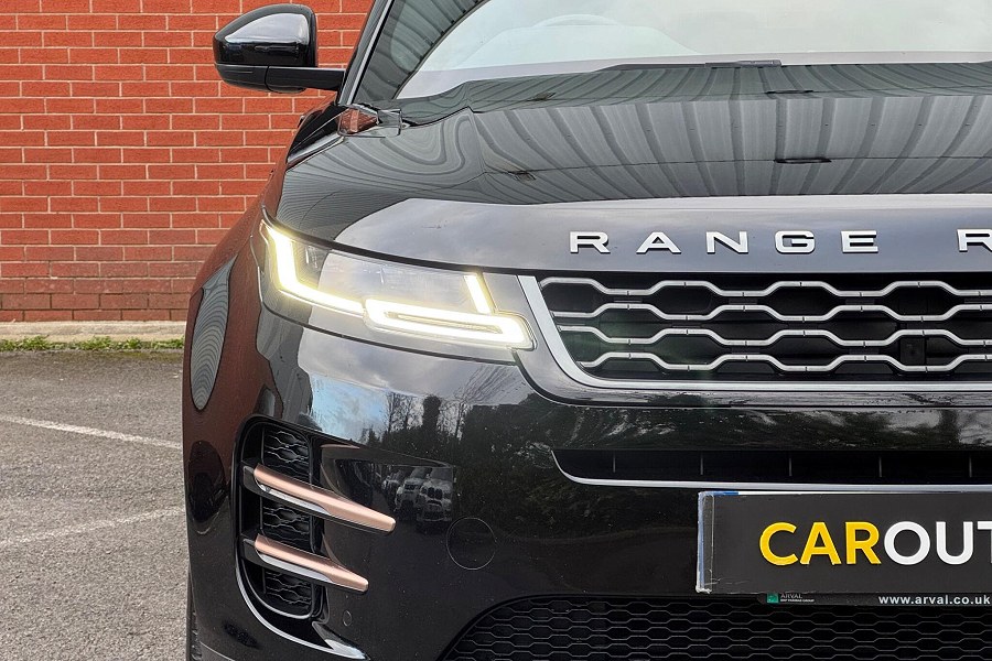 2019 Land Rover Range Rover Evoque photo 8