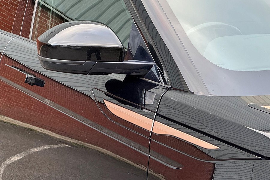 2019 Land Rover Range Rover Evoque photo 13