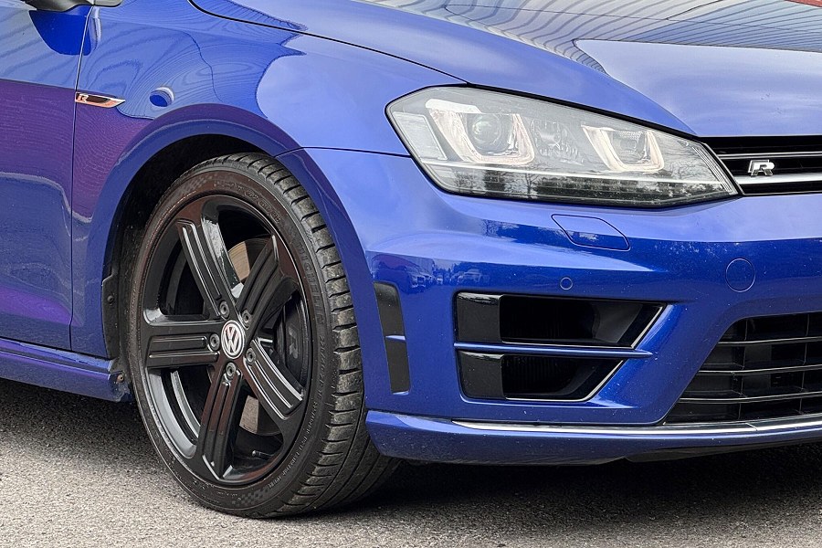 2015 Volkswagen Golf photo 10