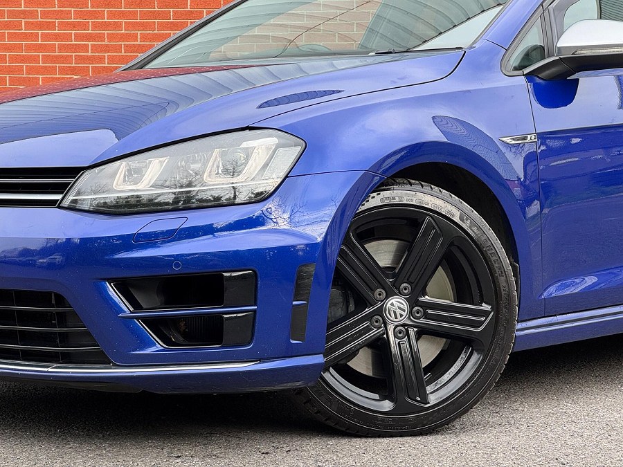 2015 Volkswagen Golf photo 13