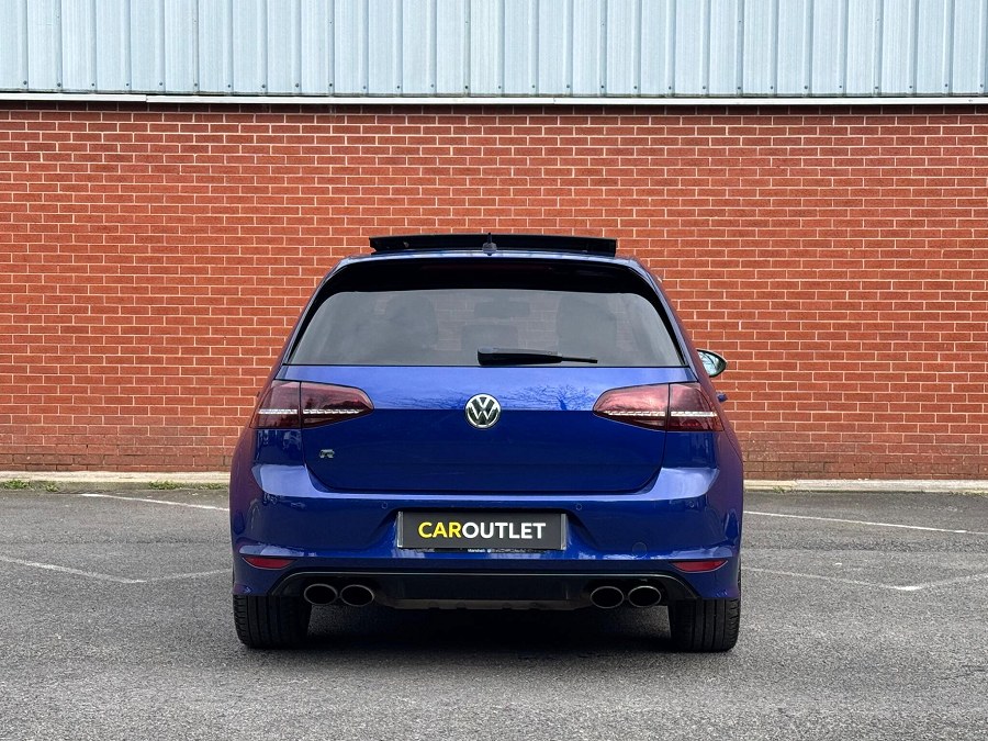 2015 Volkswagen Golf photo 7