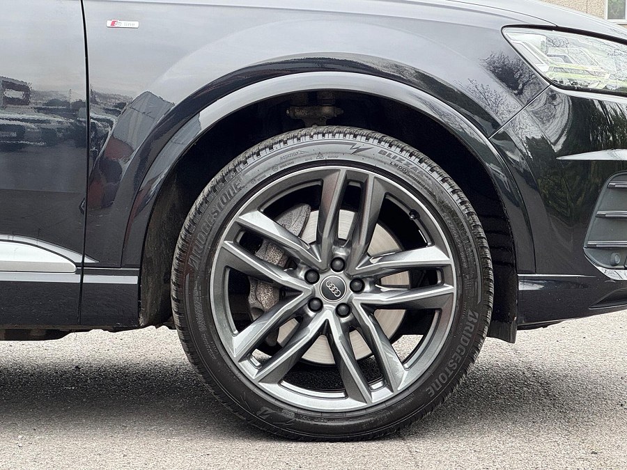 2016 Audi Q7 photo 11