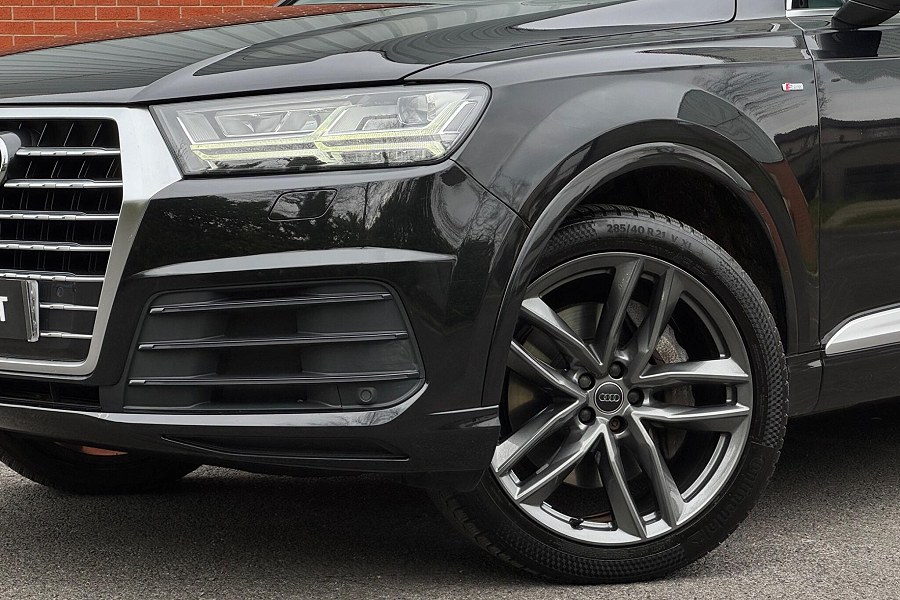 2016 Audi Q7 photo 13