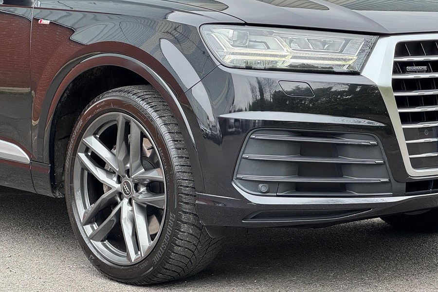 2016 Audi Q7 photo 10