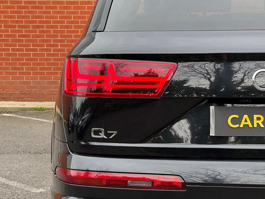 2016 Audi Q7 photo 14