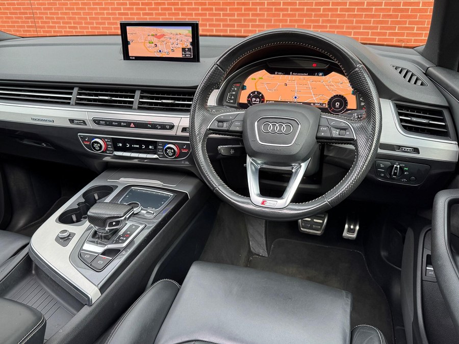 2016 Audi Q7 photo 3