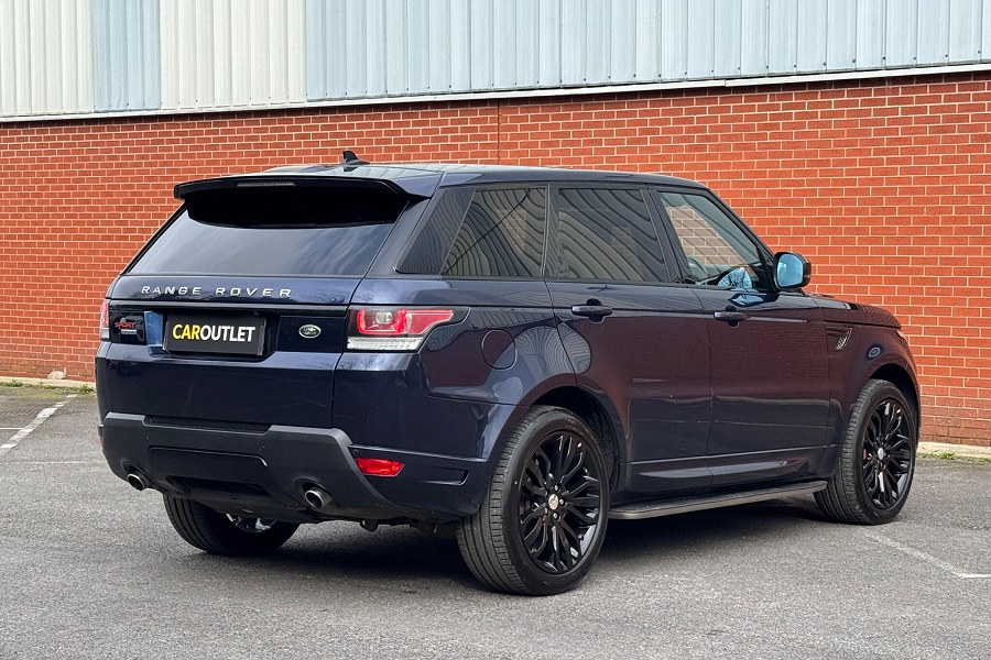 2015 Land Rover Range Rover Sport photo 2
