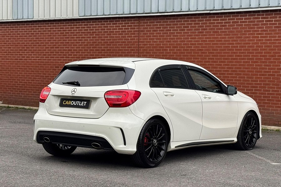 Mercedes-Benz A Class photo 2