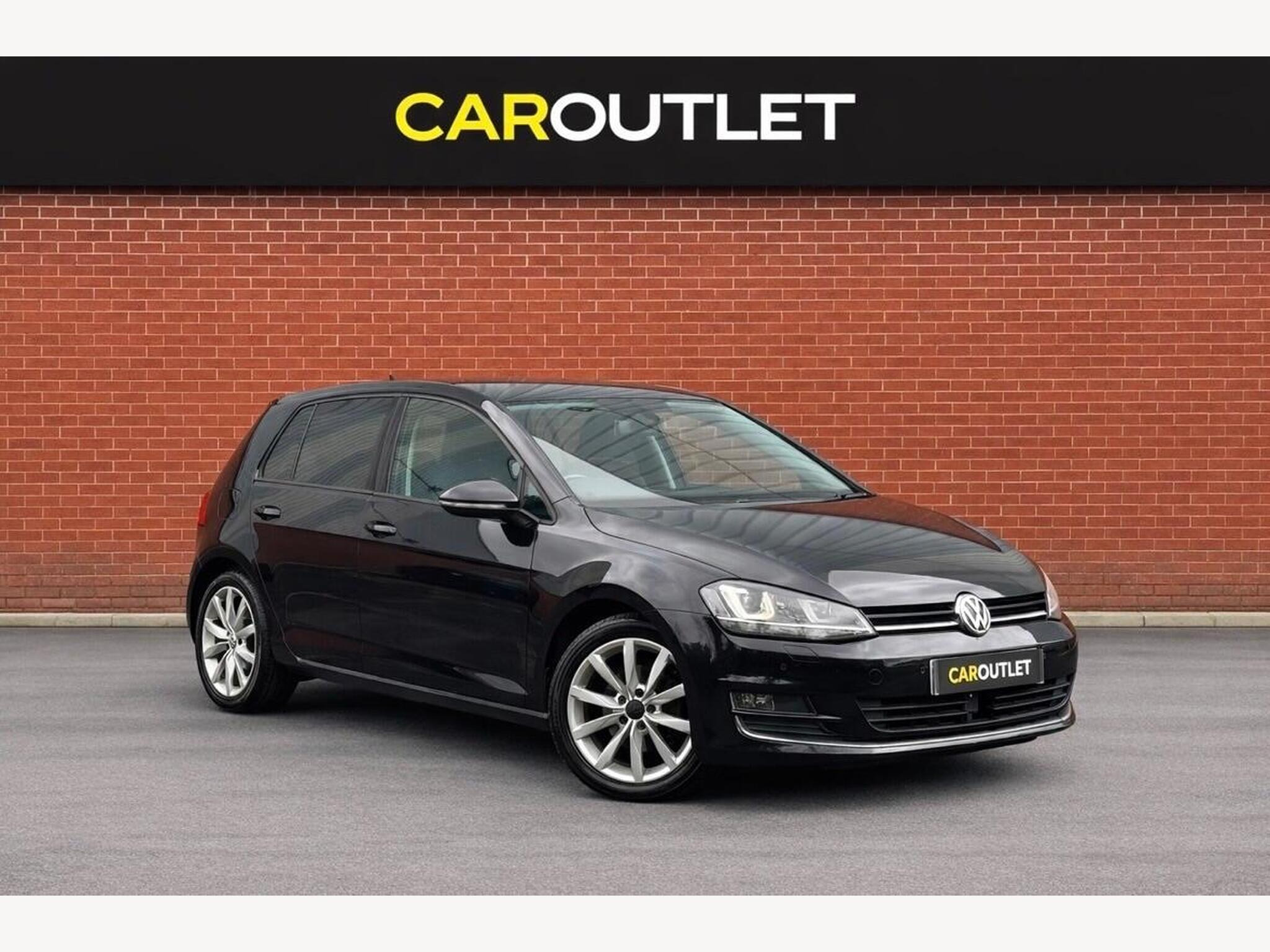 2015 Volkswagen Golf 2.0 TDI BlueMotion Tech GT Euro 6 (s/s) 5dr for sale at Car Outlet UK