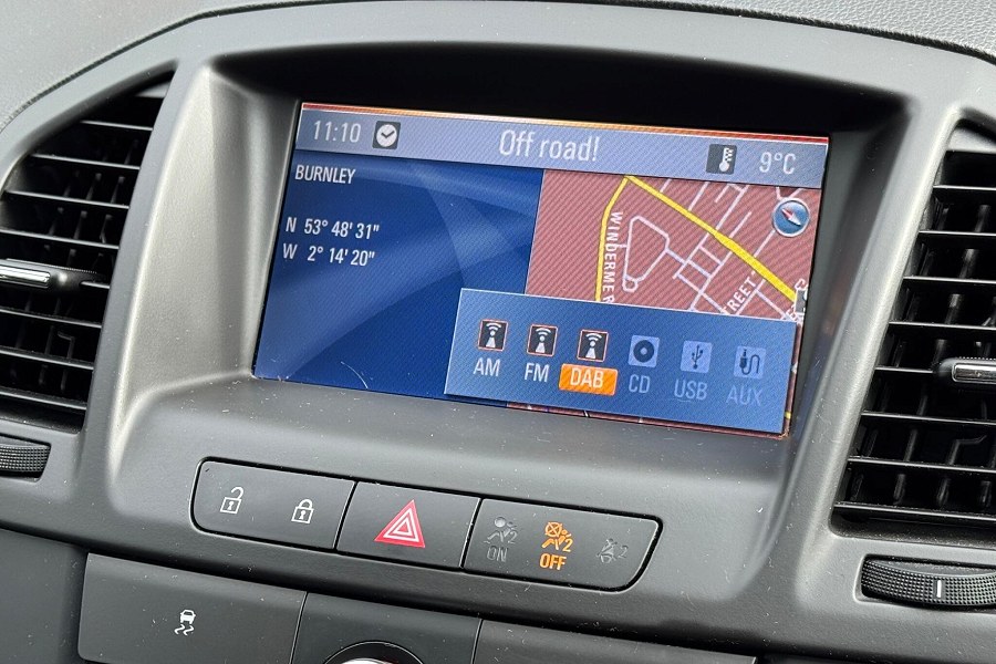 2013 Vauxhall Insignia photo 14