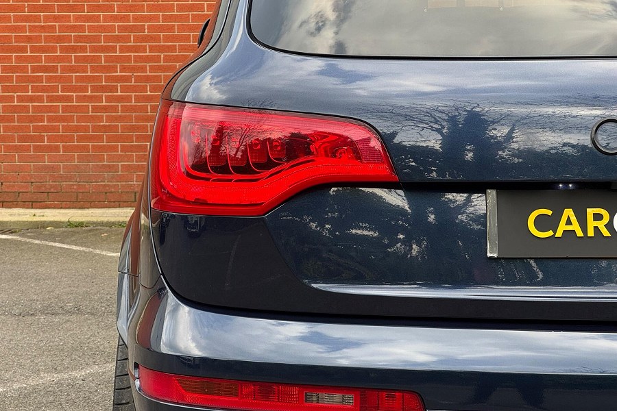 2013 Audi Q7 photo 12