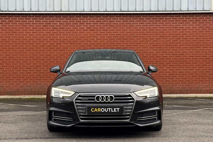 2017 Audi A4 photo 4