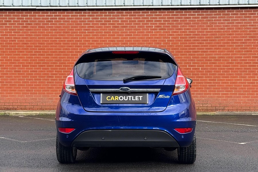 2016 Ford Fiesta photo 7