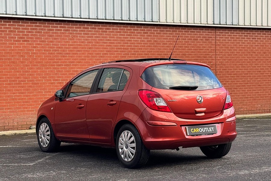 2013 Vauxhall Corsa photo 6