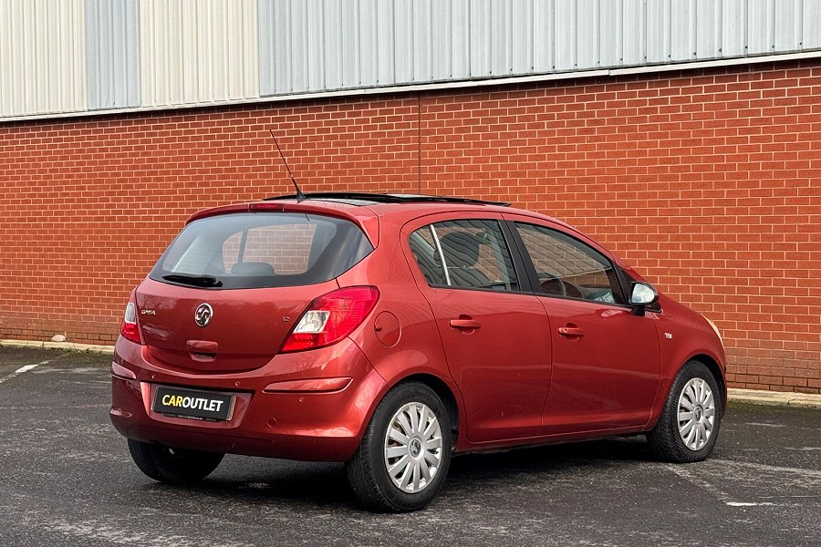 Vauxhall Corsa photo 2
