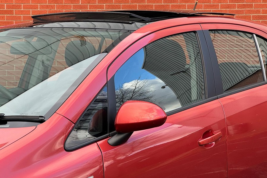 2013 Vauxhall Corsa photo 14
