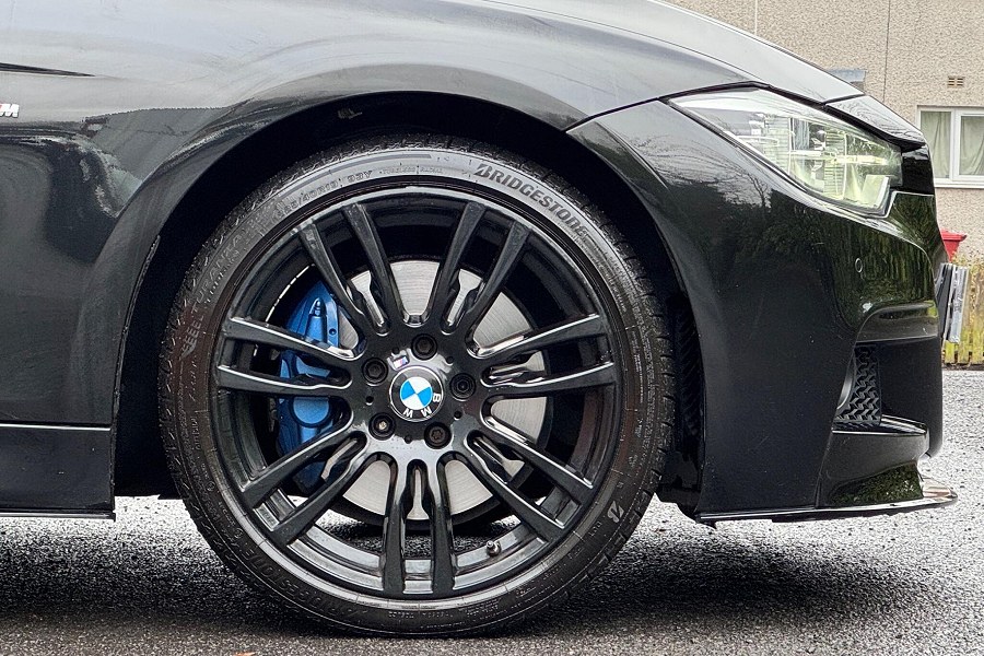 2016 BMW 3 Series photo 9