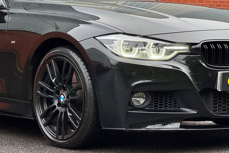 2016 BMW 3 Series photo 10