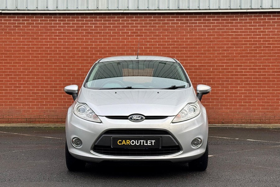 2011 Ford Fiesta photo 4