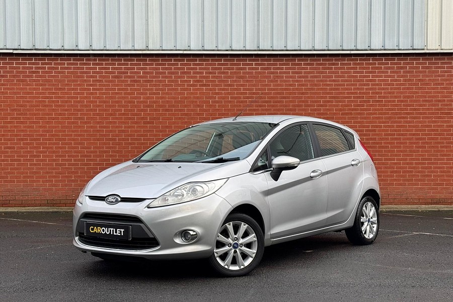 2011 Ford Fiesta photo 5