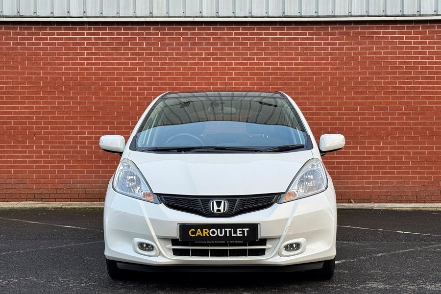 2015 Honda Jazz photo 4