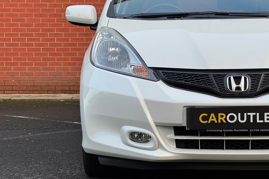 2015 Honda Jazz photo 9
