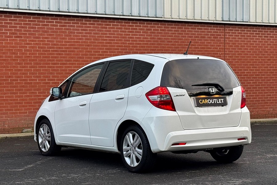 2015 Honda Jazz photo 6