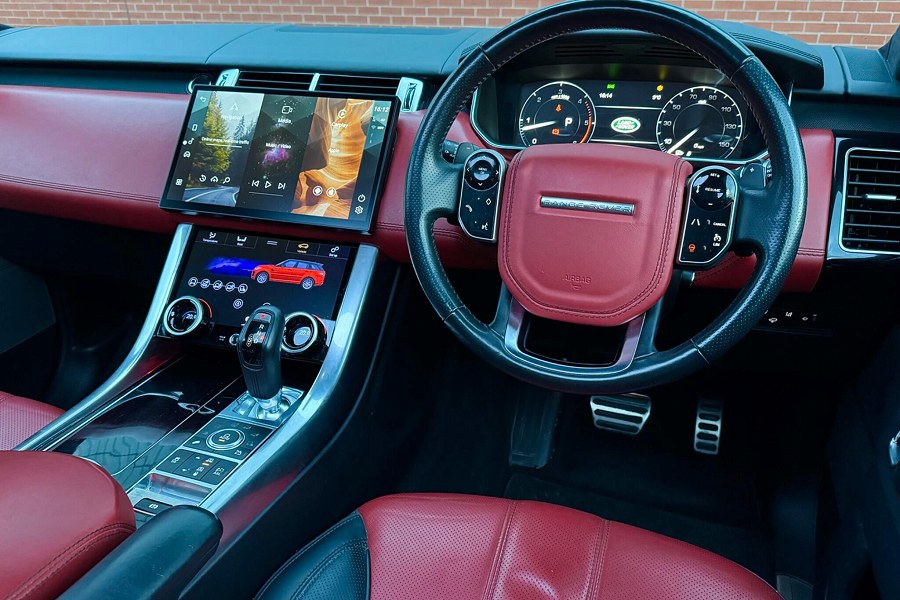 2014 Land Rover Range Rover Sport photo 3