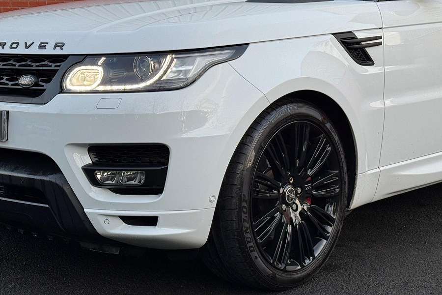 2017 Land Rover Range Rover Sport photo 8
