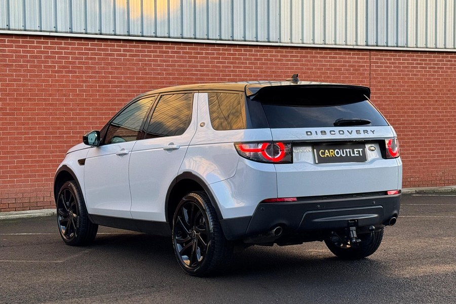 2015 Land Rover Discovery Sport photo 6