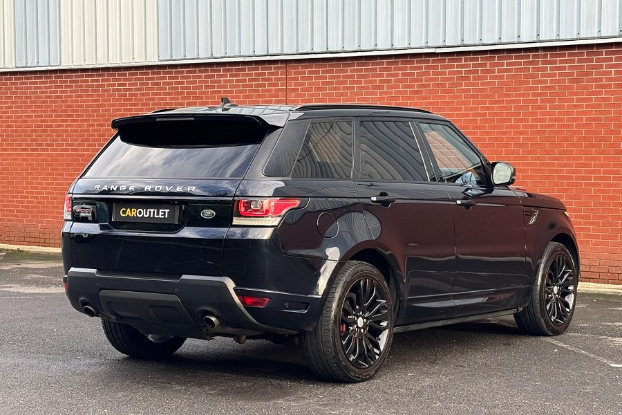 Land Rover Range Rover Sport photo 2