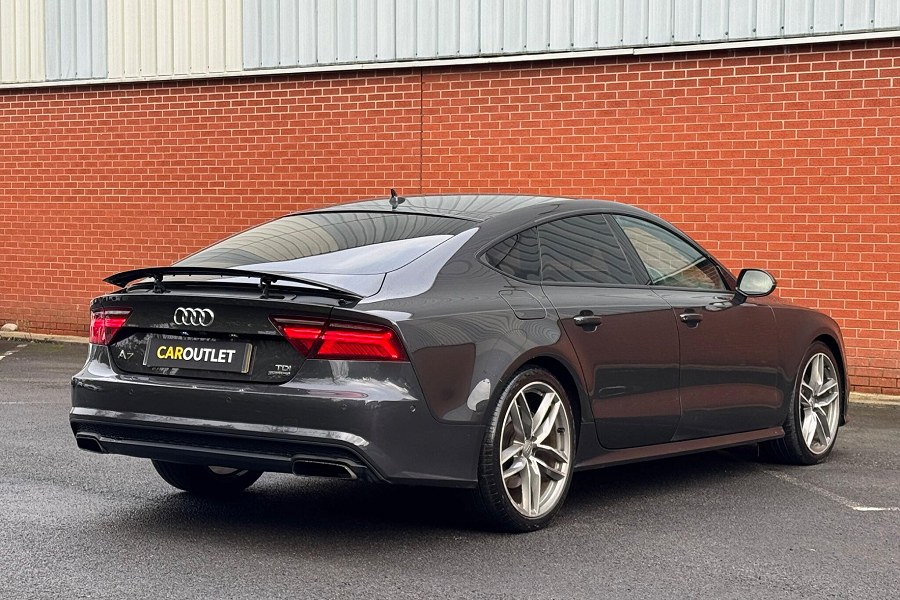 Audi A7 photo 2