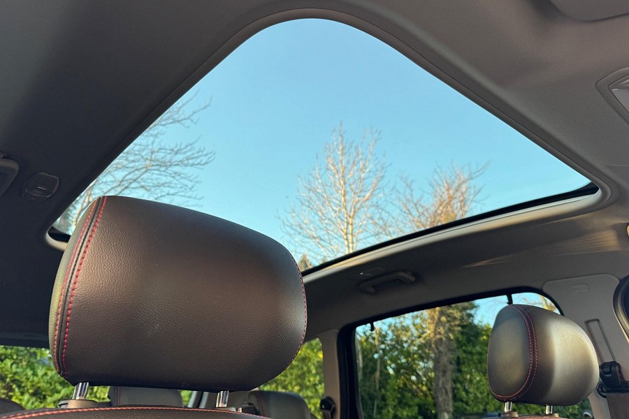 2012 Ford S-Max photo 12