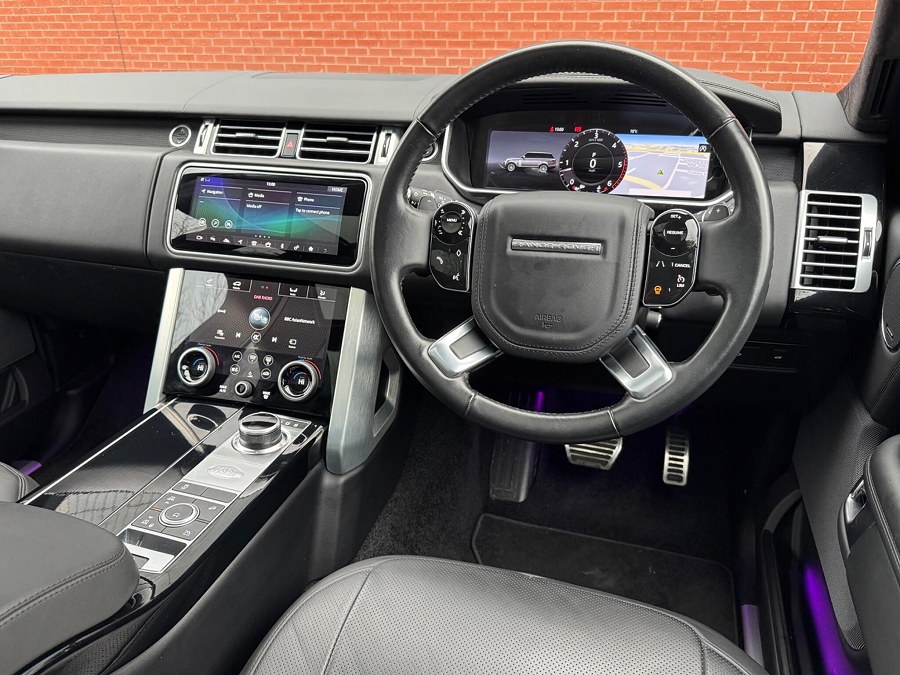 2021 Land Rover Range Rover photo 3