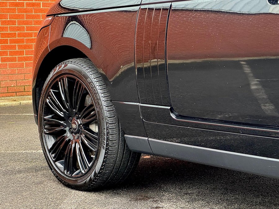 2021 Land Rover Range Rover photo 14