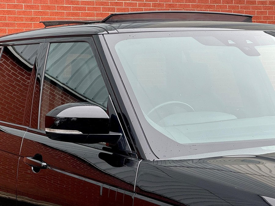 2021 Land Rover Range Rover photo 13