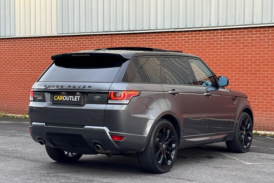 Land Rover Range Rover Sport photo 2