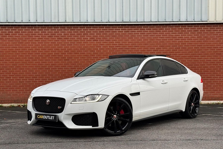 2016 Jaguar XF photo 5