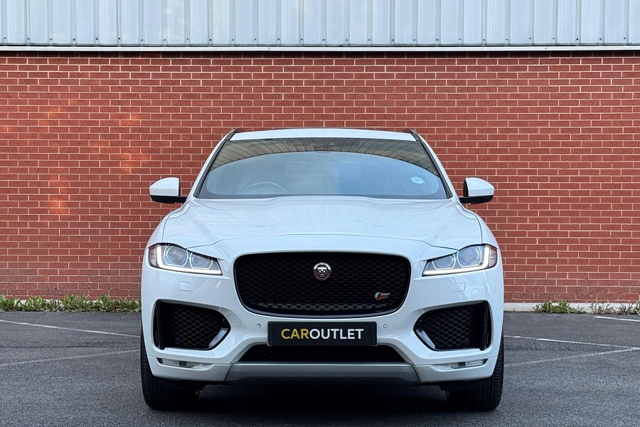 2018 Jaguar F-PACE photo 5
