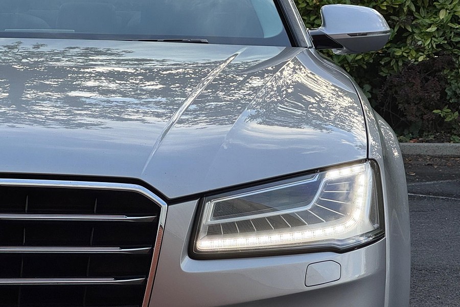 2015 Audi A8 photo 12