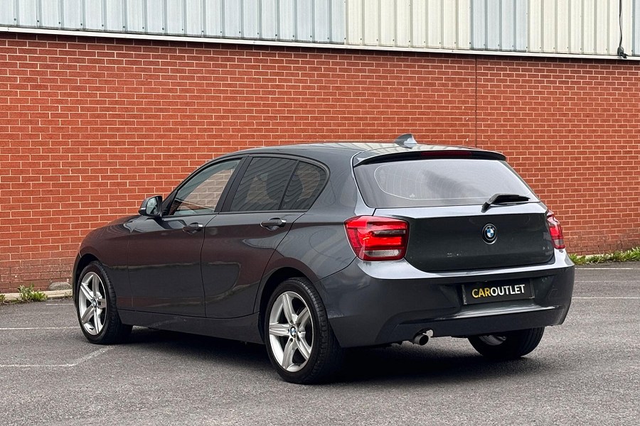 2013 BMW 1 Series photo 6