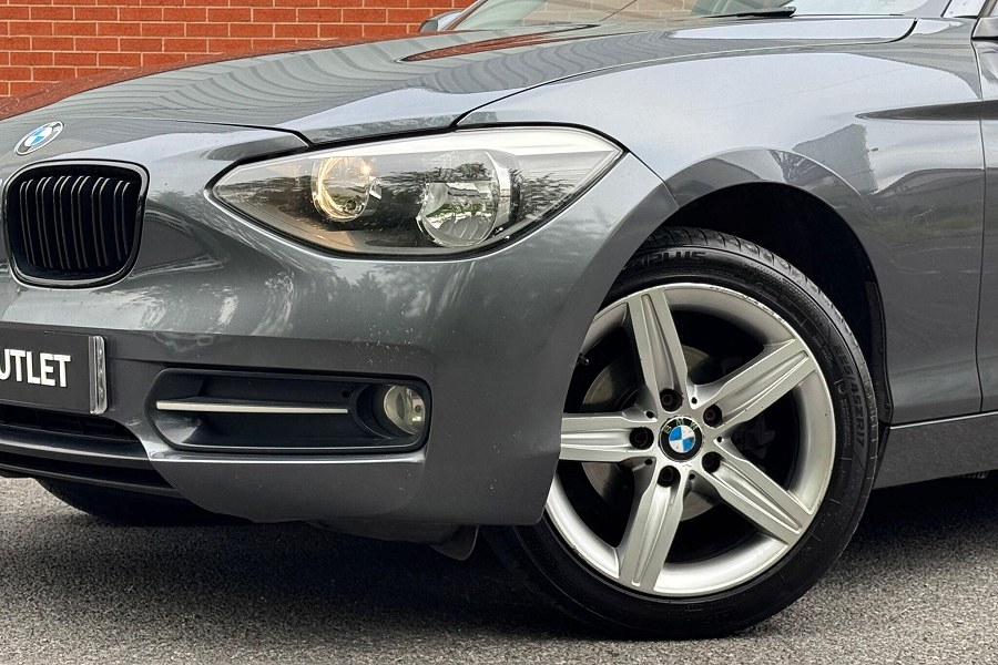 2013 BMW 1 Series photo 13