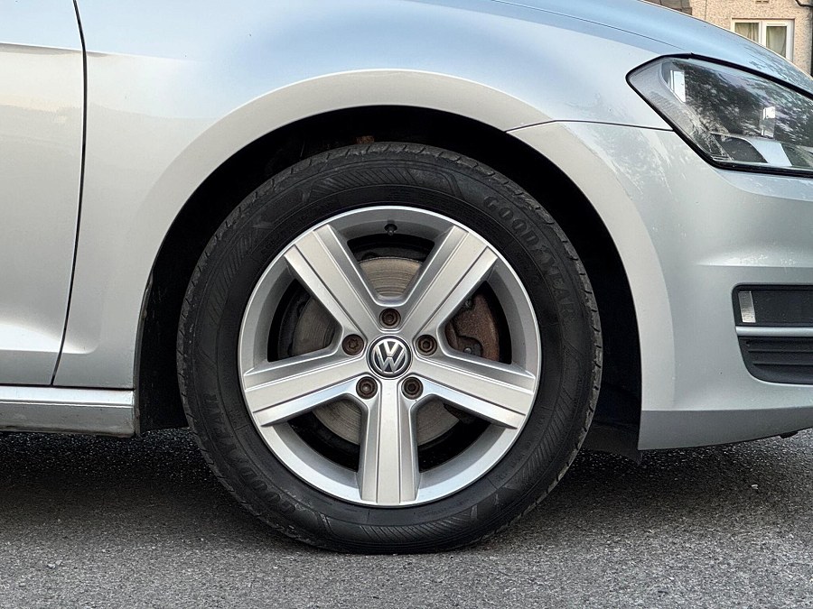 2015 Volkswagen Golf photo 13