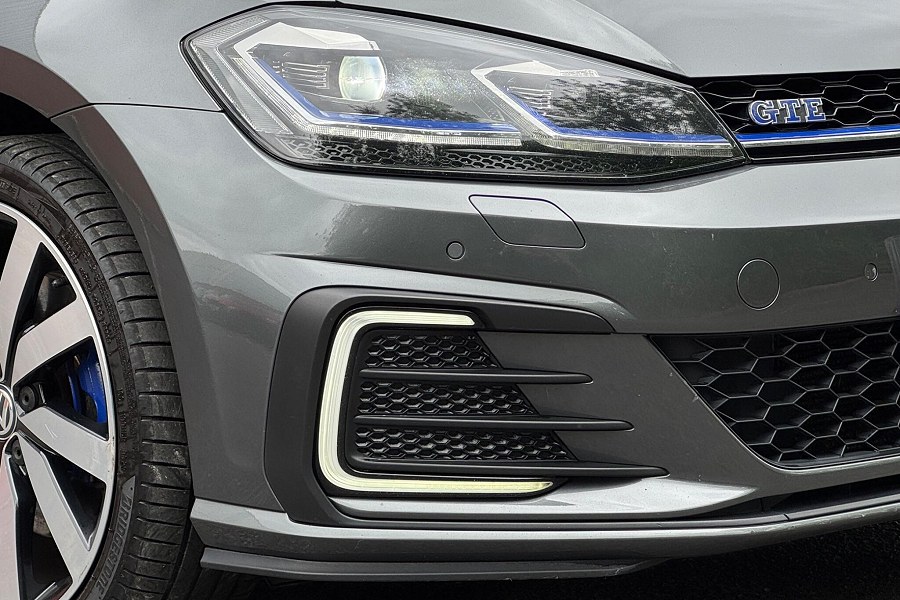 2018 Volkswagen Golf photo 13