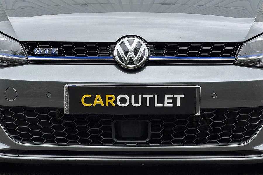 2018 Volkswagen Golf photo 8