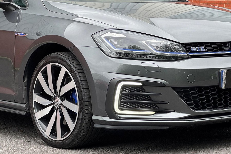 2018 Volkswagen Golf photo 10